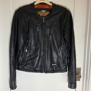 Vintage Women's Harley Davidson Black Genuine Leather Riding Jacket. Size Medium